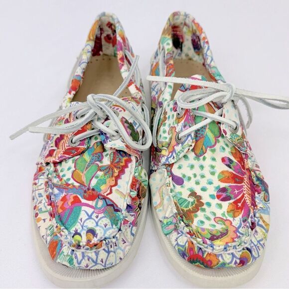Sebago Colorful Canvas Dockside Deck Shoes in Grand Bazaar Print - Picture 6 of 15